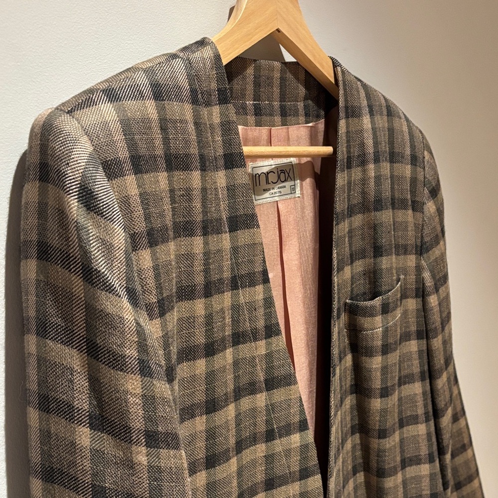 “If This Doesn’t Sell I’m Keeping It” Plaid Blazer | Made in Canada - Picture 4 of 8